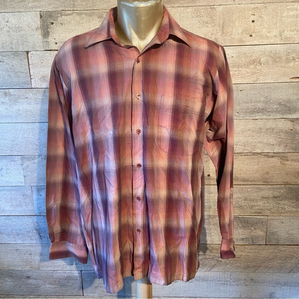 Arnold  Palmer men’s plaid button up shirt in‎ size medium